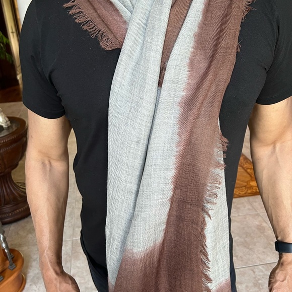 NWT Rolex Unisex, Brown & Gray Scarf, new, complete with original box and paper - Picture 5 of 16